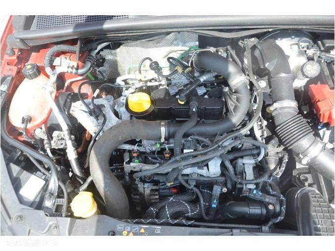 Renault Clio - 25