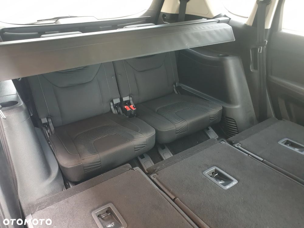 Ford S-Max - 19