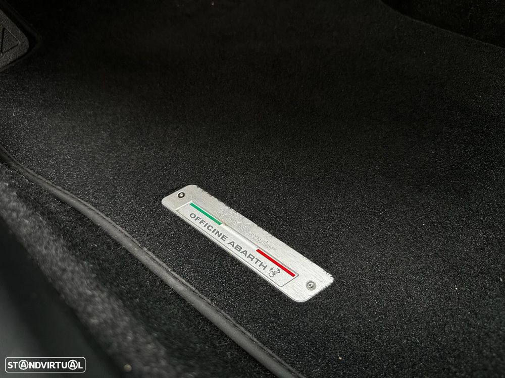 Abarth 124 Spider 1.4 T Multiair - 24