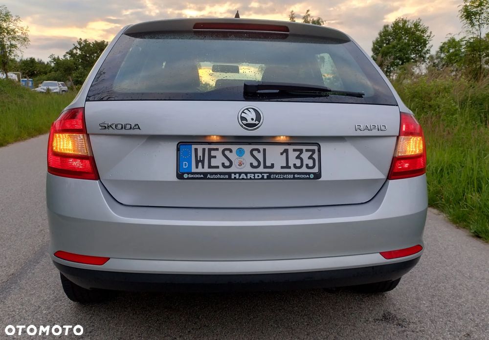 Skoda RAPID - 11