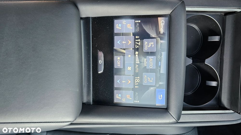 Lexus LS 500 Prestige AWD - 28