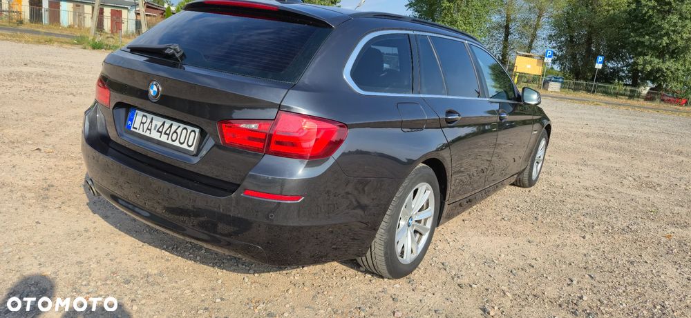 BMW Seria 5 520d Touring - 17