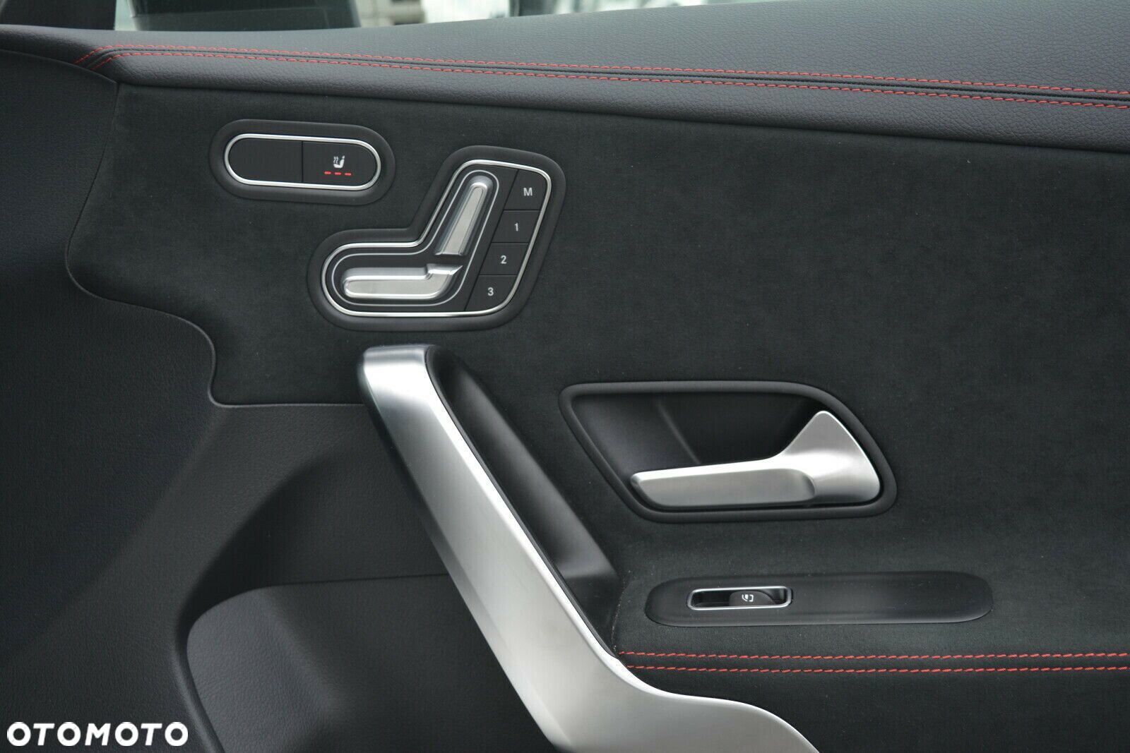 Mercedes-Benz CLA 200 AMG Line 7G-DCT - 26