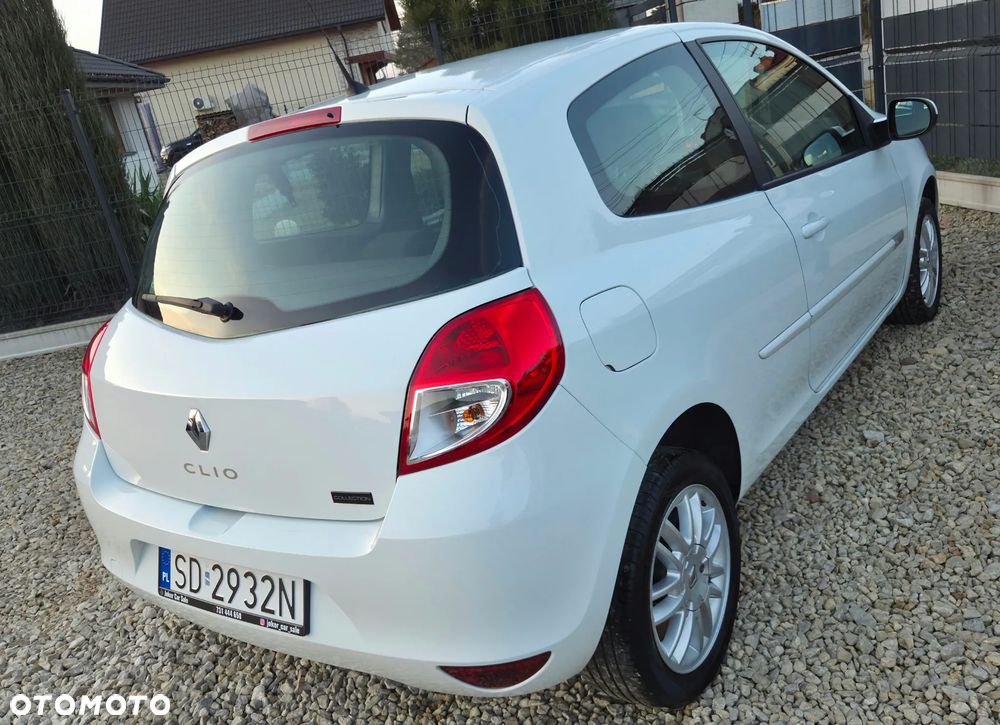 Renault Clio 1.2 16V 75 Collection - 4