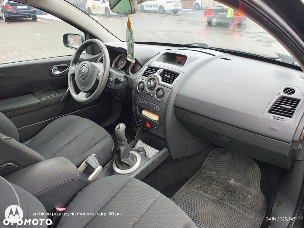 Renault Megane 1.6 Confort Expression - 4