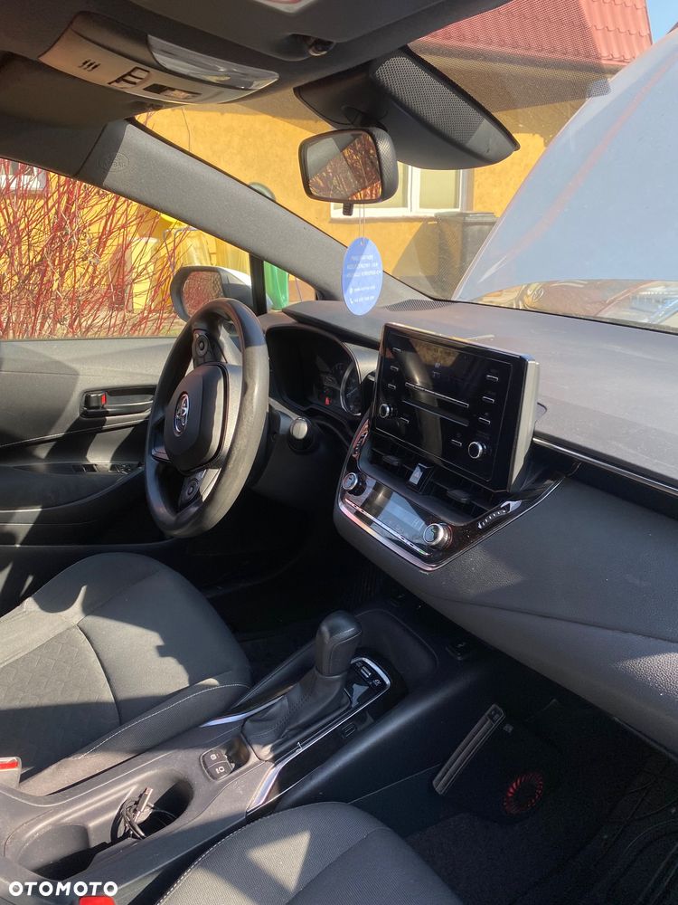Toyota Corolla 1.8 Hybrid Club - 3
