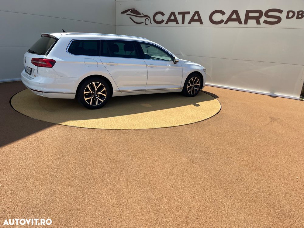 Volkswagen Passat 2.0 TDI DSG Highline - 17