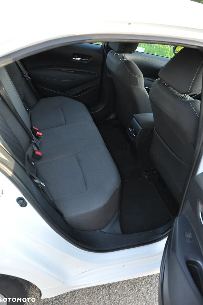Toyota Corolla 1.6 Comfort - 17