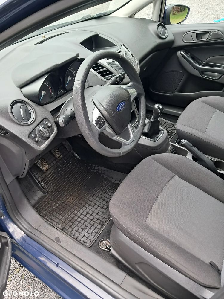 Ford Fiesta 2013 photo 3
