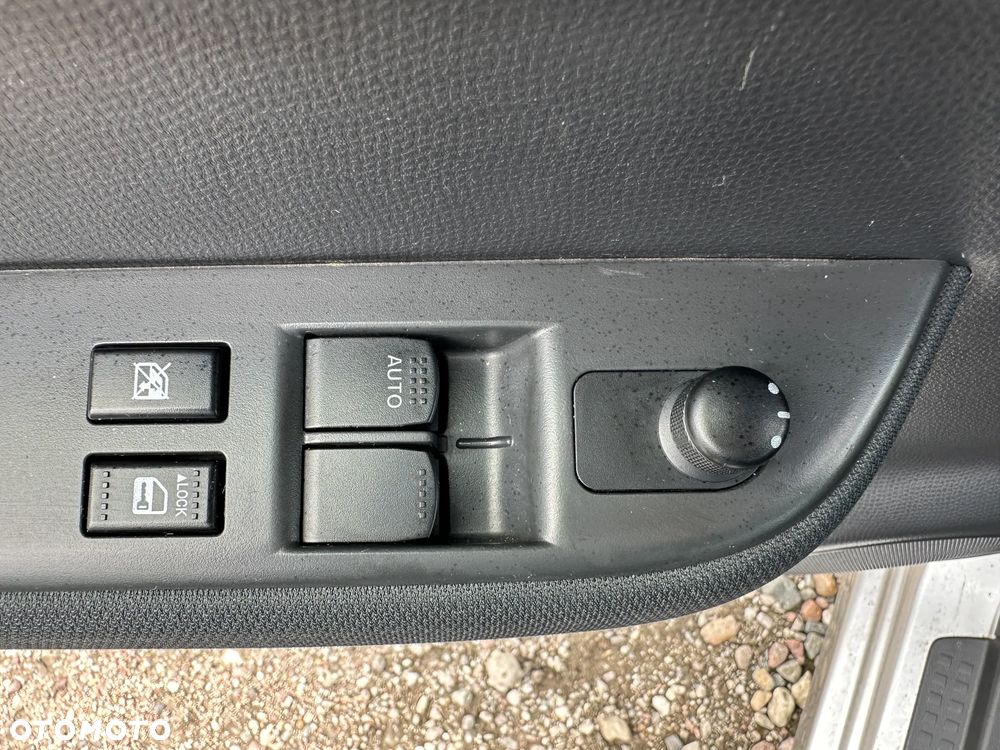 Suzuki Swift - 12