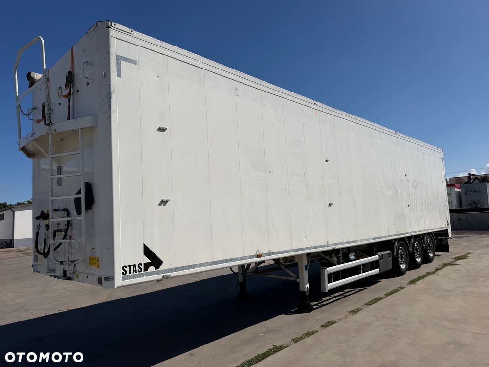 Stas Ruchoma podłoga 94m3 Podłoga 10 mm 2018 rok - 5