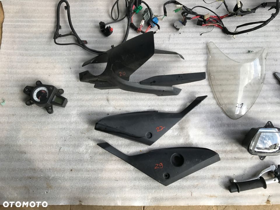 YAMAHA TZR125 TZR50 LICZNIK ZEGAR - 1