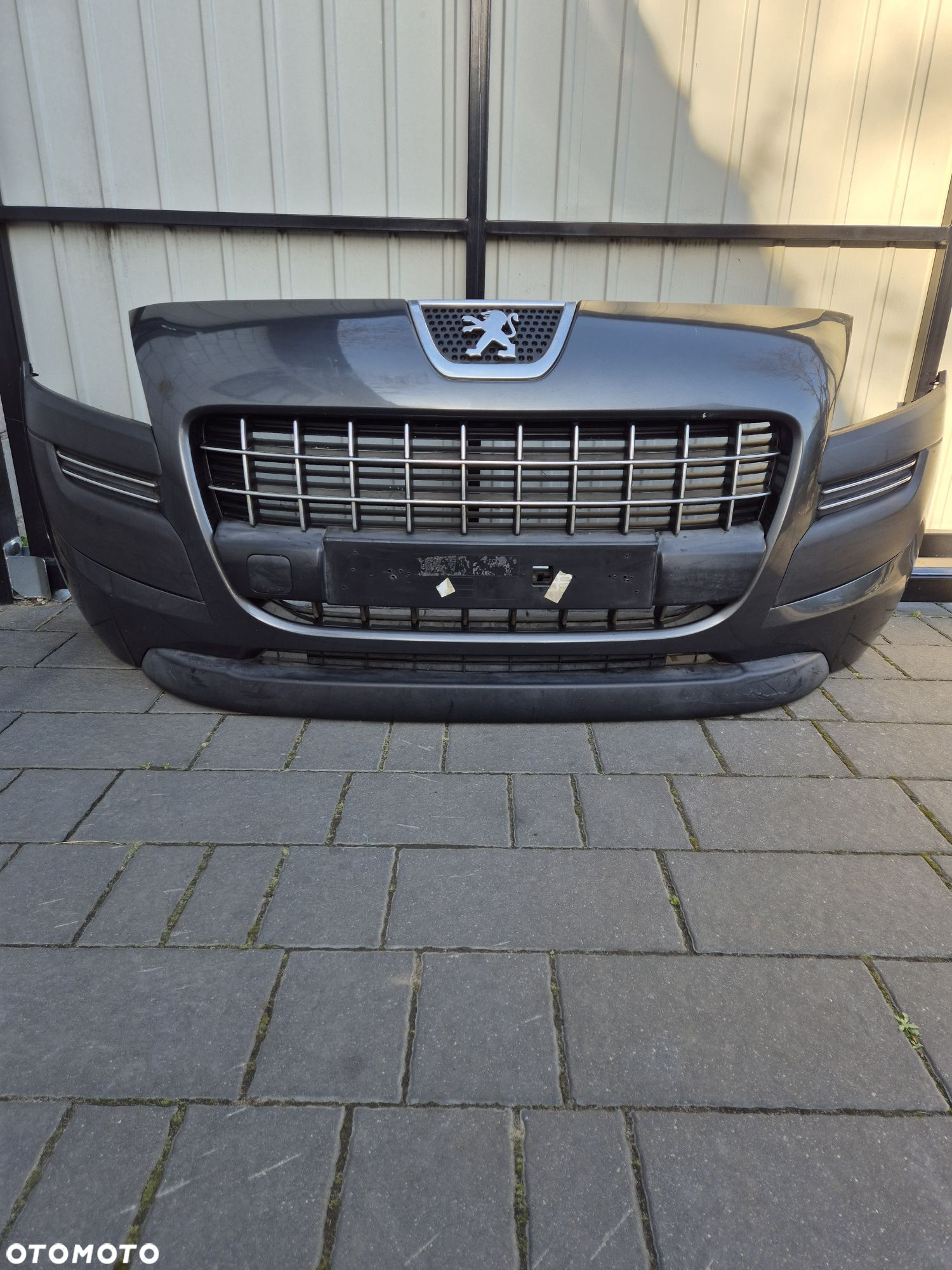 Zderzak przód przedni peugeot 3008 rok 10 kod lak KTPD - 5
