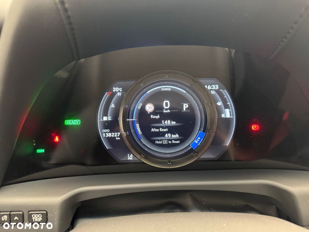 Lexus ES 300h F Sport Edition - 17