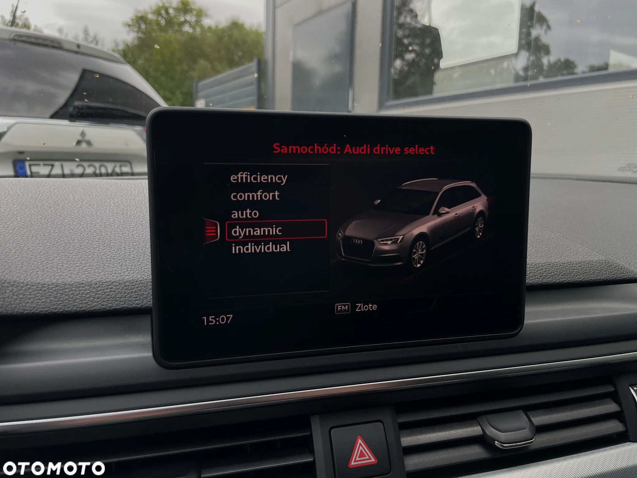 Audi A4 2.0 TFSI ultra S tronic - 27