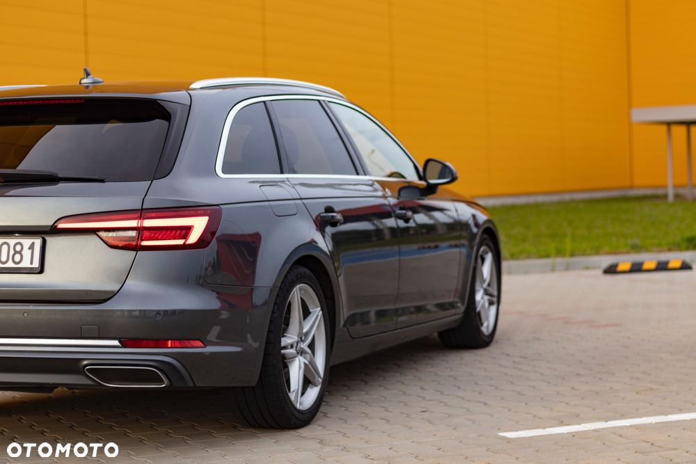 Audi A4 Avant 2.0 TDI S tronic - 11