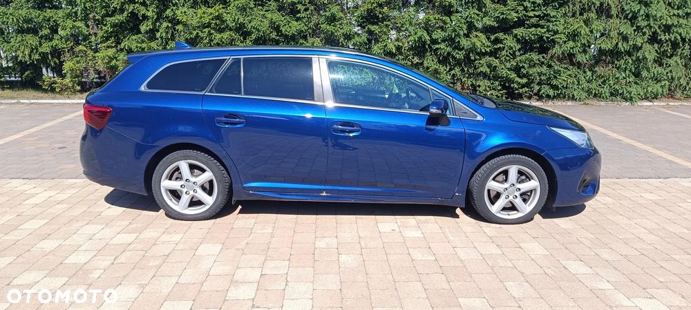 Toyota Avensis 2.0 D-4D Prestige - 18