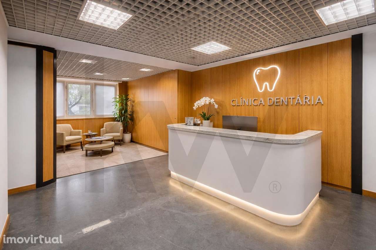 Fração exclusiva - Avenidas Novas, Serviços ou Habitação - Grande imagem: 3/35