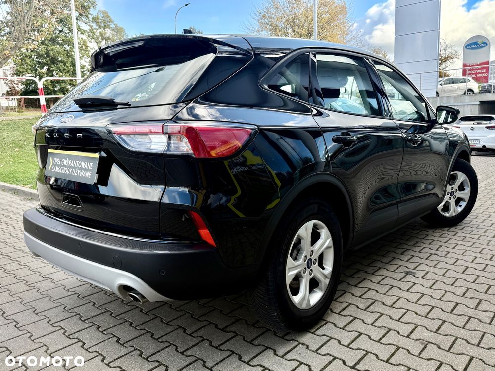 Ford Kuga 1.5 EcoBoost TITANIUM - 4