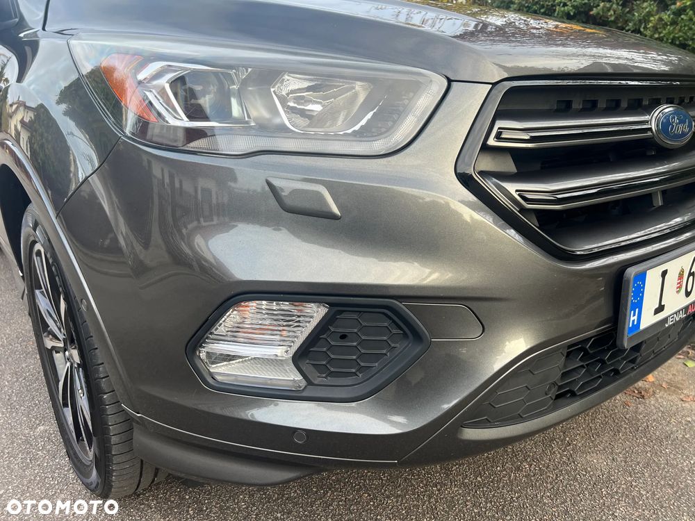 Ford Kuga 1.5 EcoBoost 2x4 ST-Line - 13