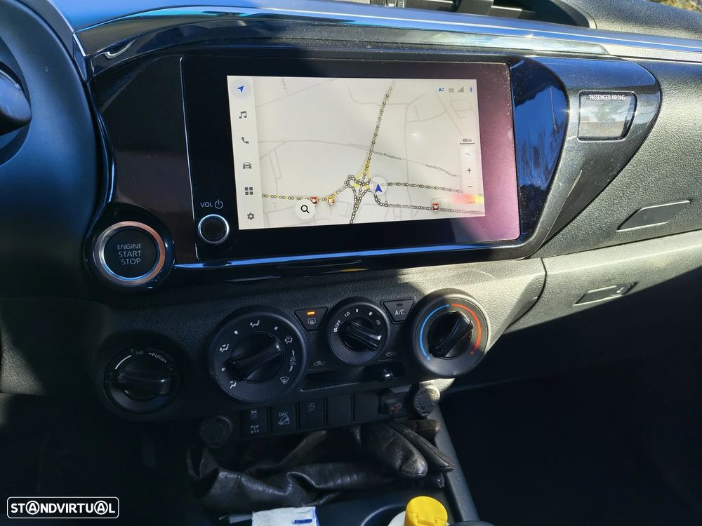 Toyota Hilux 2.4 D-4D 4WD CD CM Aut. - 2