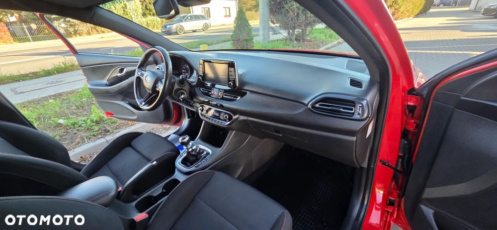 Hyundai i30 1.5 T-GDI 48V-Hybrid N-Line - 38