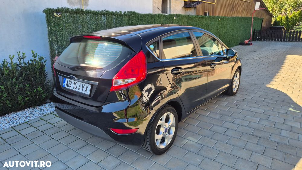 Ford Fiesta 1.25i Titanium - 6