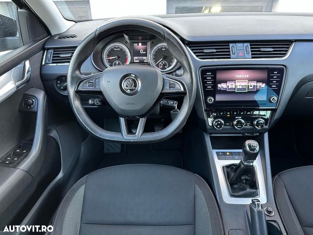 Skoda Octavia 2.0 TDI Sport Edition - 16