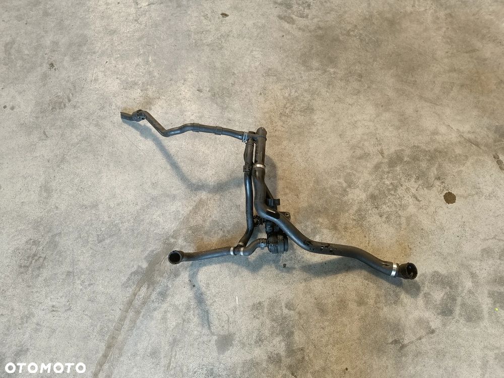 Dodatkowa pompa wody 1.6 2.0 TDI Skoda Octavia Superb Seat Leon Audi A3 VW Golf Passat 2Q0965567A - 1