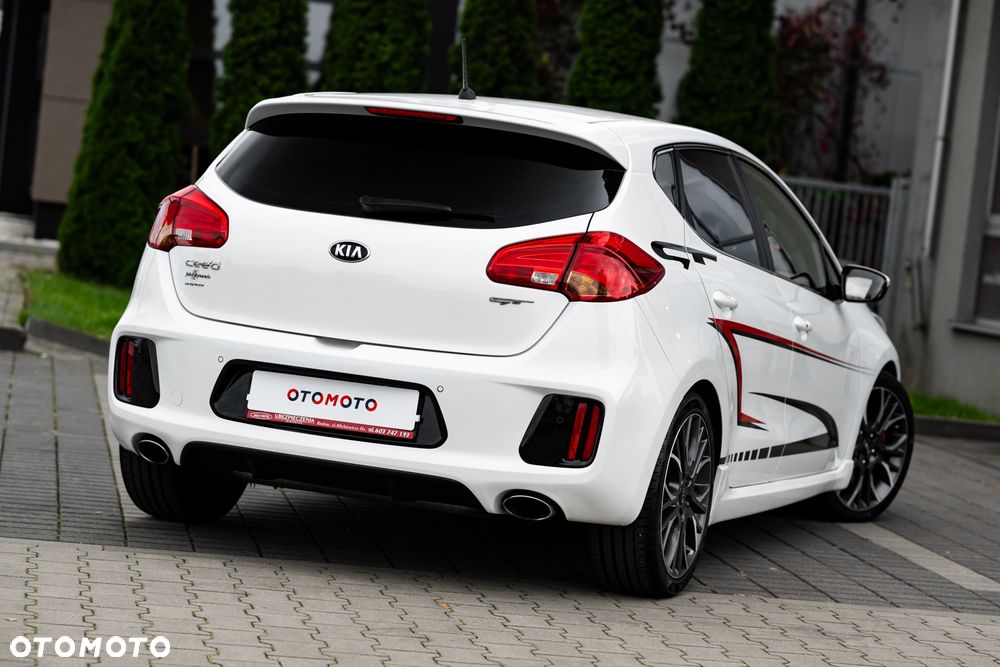 Kia Ceed 1.6 T-GDI GT L - 12