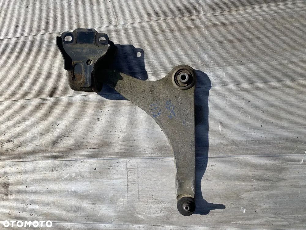 WAHACZ PRZEDNI PRAWY LUB LEWY VOLVO S60 V60 II 2.4 D5 DIESEL 31340128 31340127 2010-2013 - 2