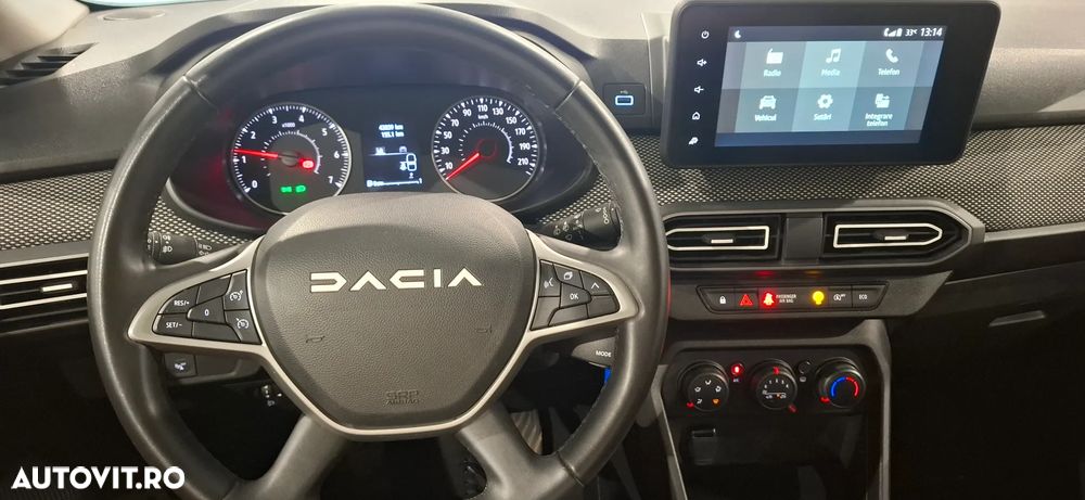 Dacia Sandero - 8