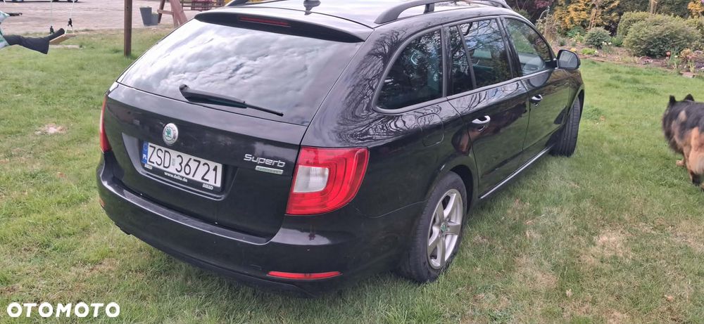 Skoda Superb 1.6 TDI GreenLine - 3