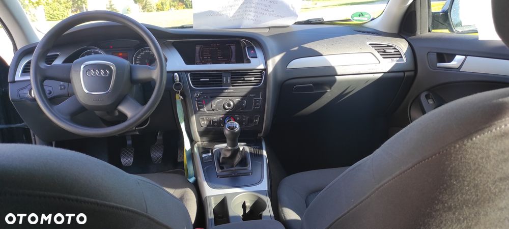 Audi A4 ver-avant-1-8-tfsi-ambiente - 10