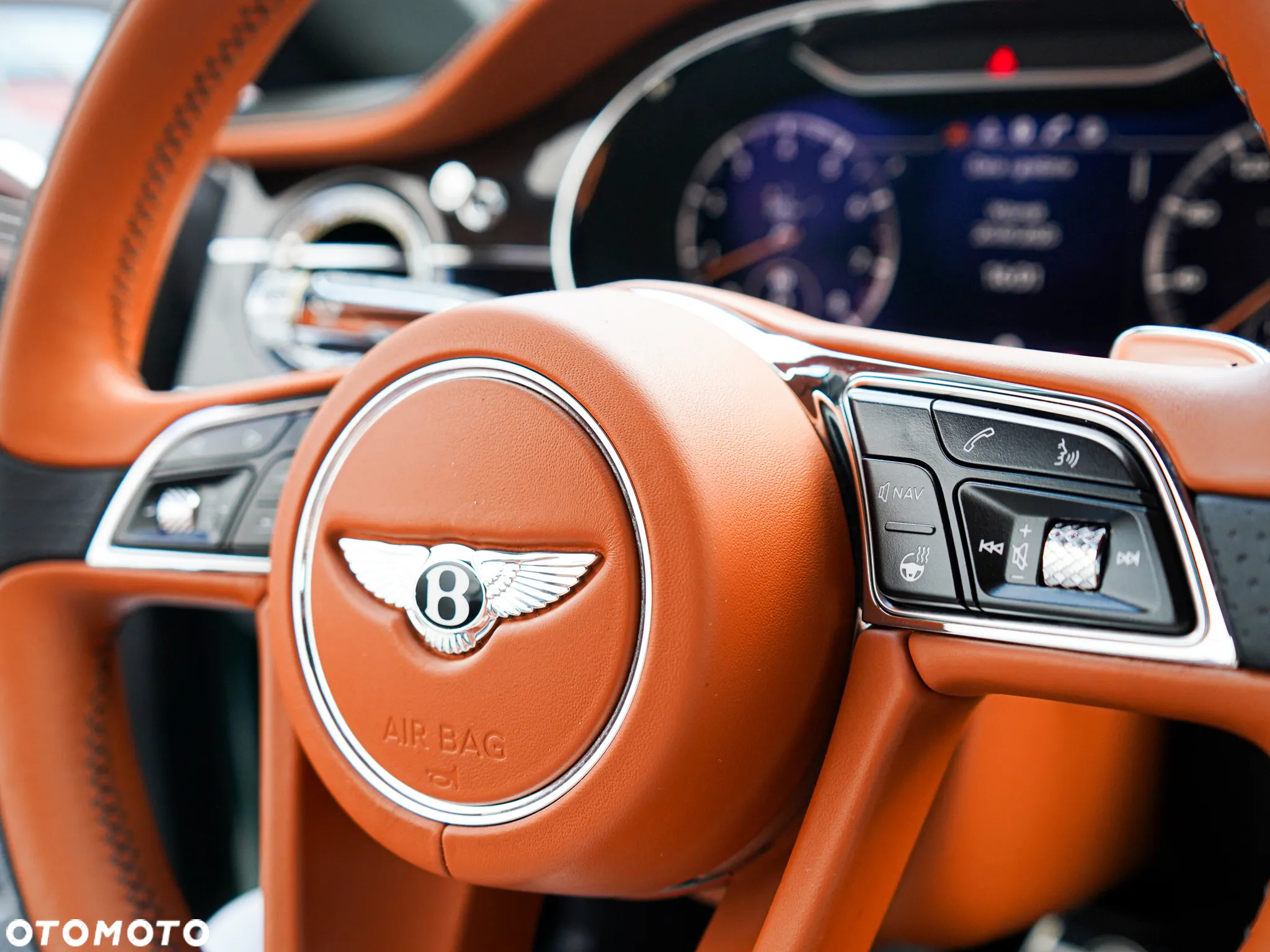 Bentley Continental GT - 22