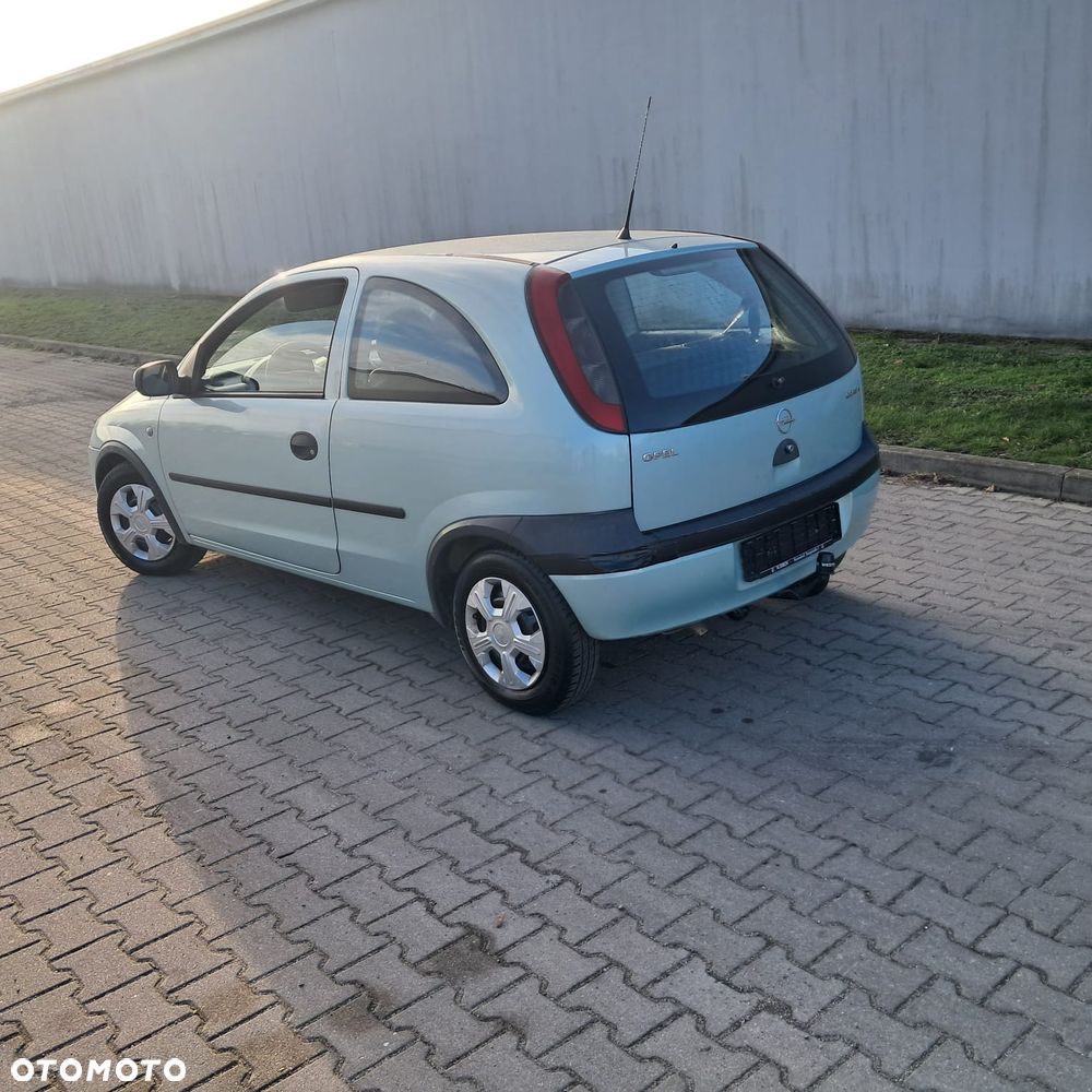 Opel Corsa - 4