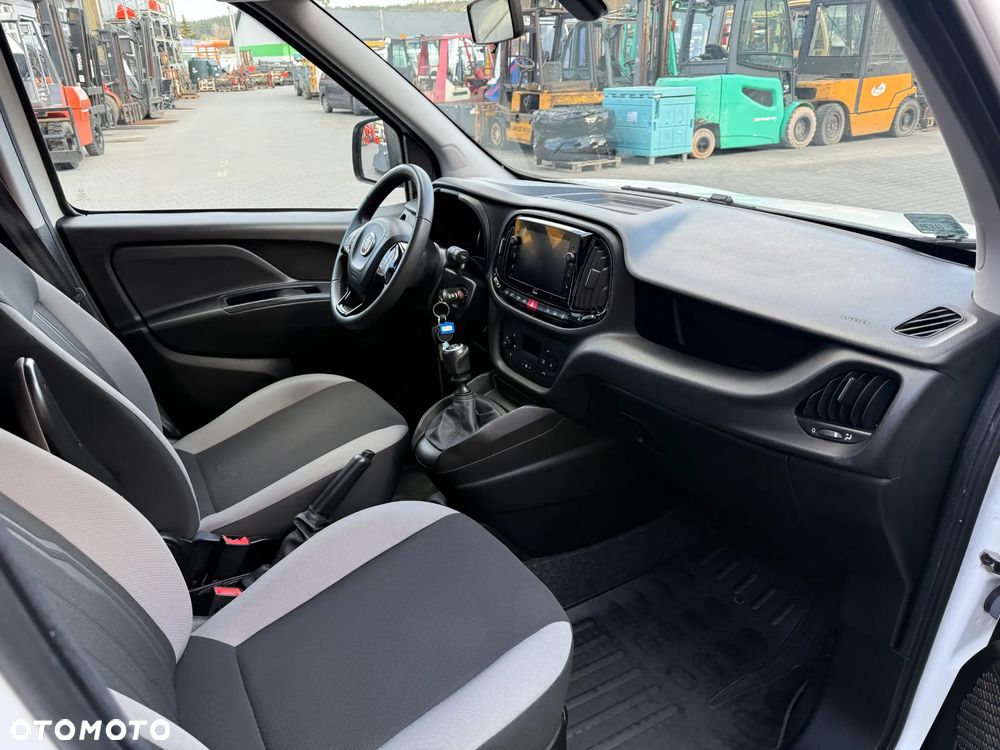 Fiat Doblo - 23