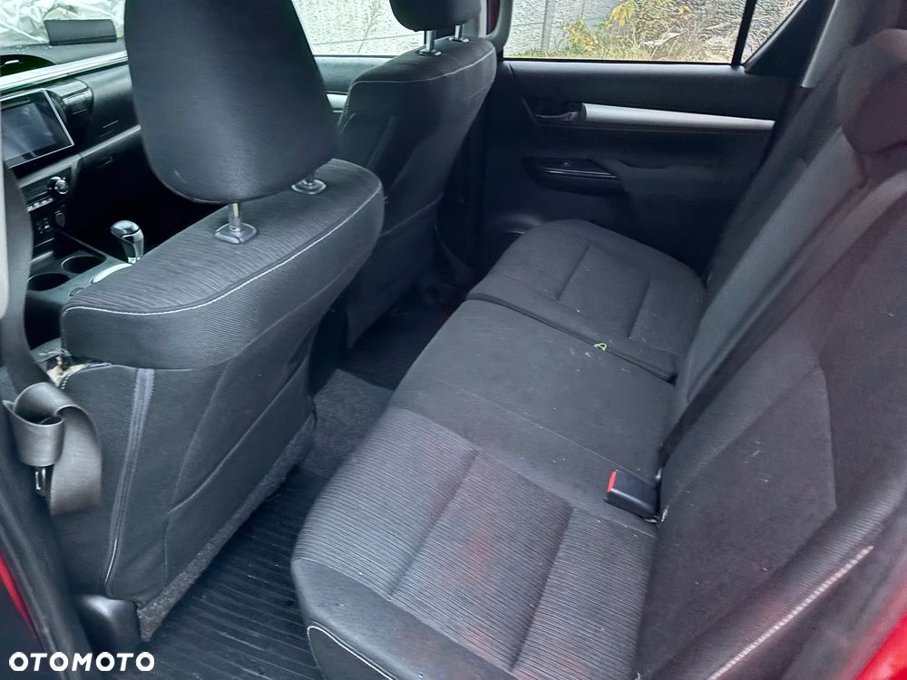 Toyota Hilux - 11