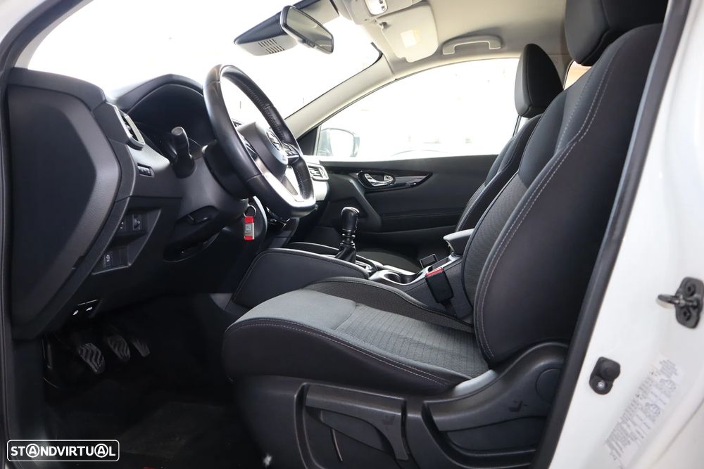 Nissan Qashqai 1.5 dCi N-Connecta PS - 15