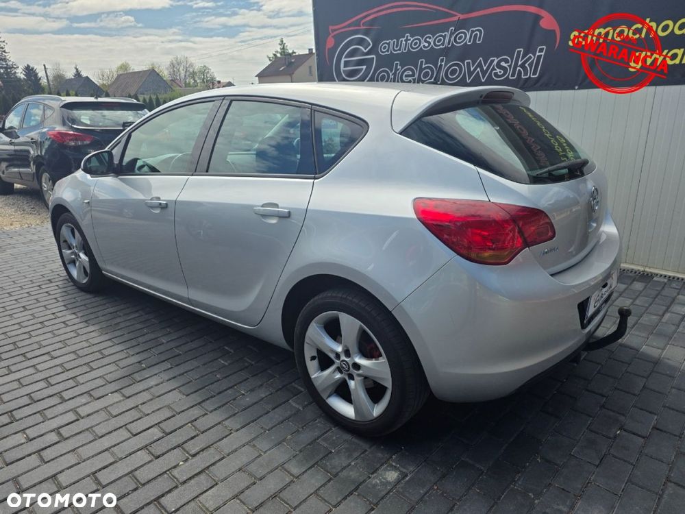 Opel Astra - 4