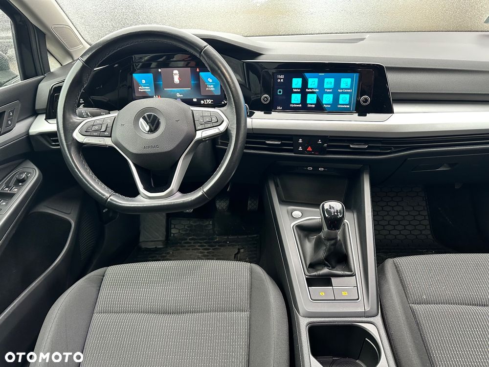 Volkswagen Golf 1.0 TSI - 12