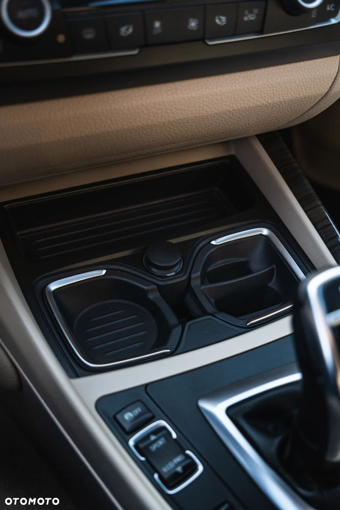 BMW Seria 1 125d - 29