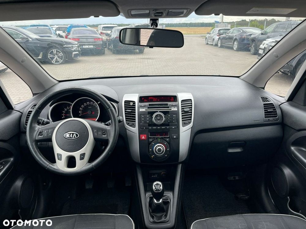 Kia Venga 1.4 CRDi M - 9