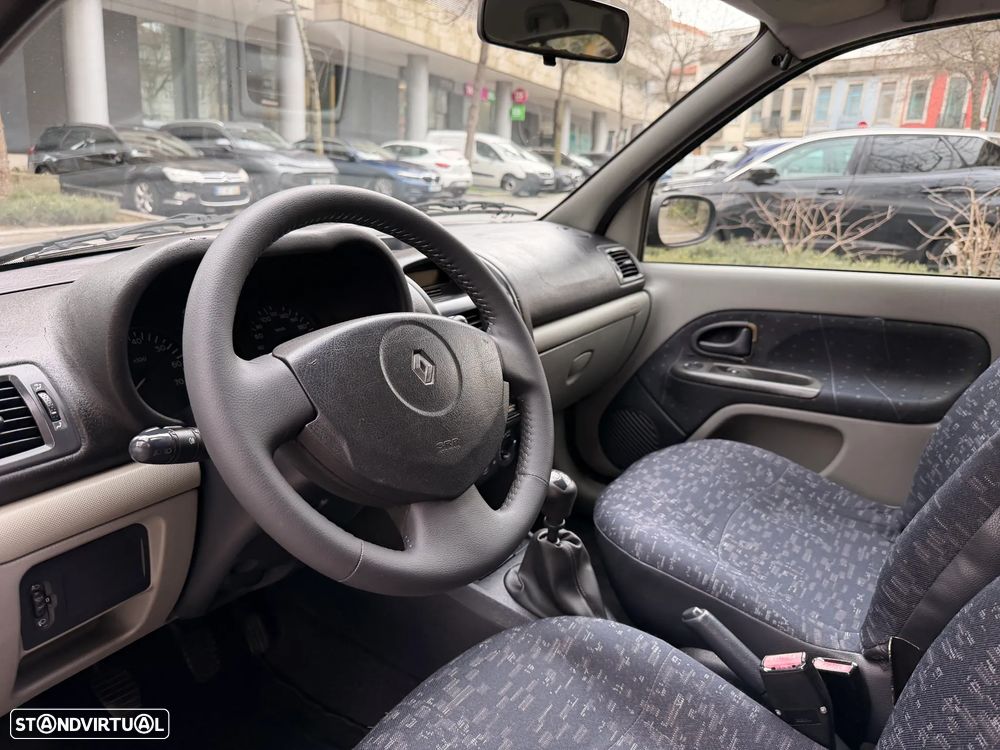 Renault Clio 1.2 16V Extreme - 12