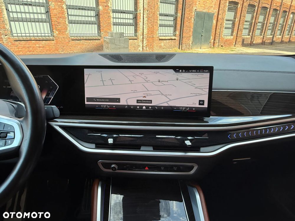 BMW X6 - 24