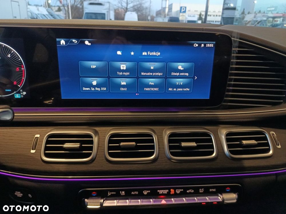 Mercedes-Benz GLE - 25