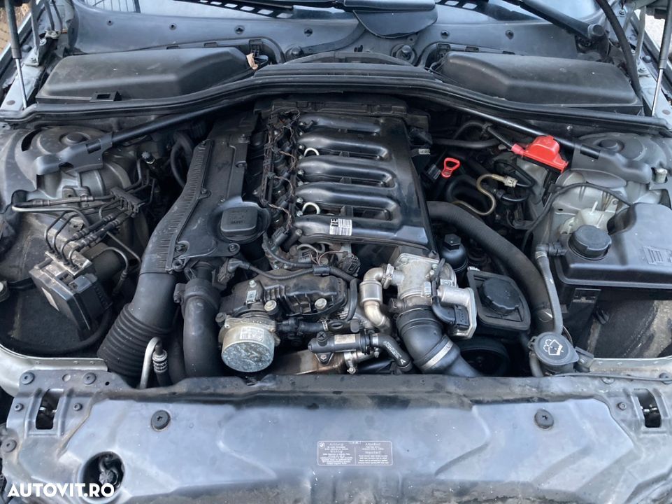 Dezmembrez BMW E60 Seria 5 2.5 D M57N 2005 - 11