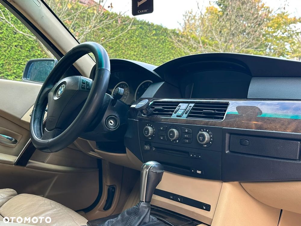 BMW Seria 5 - 10