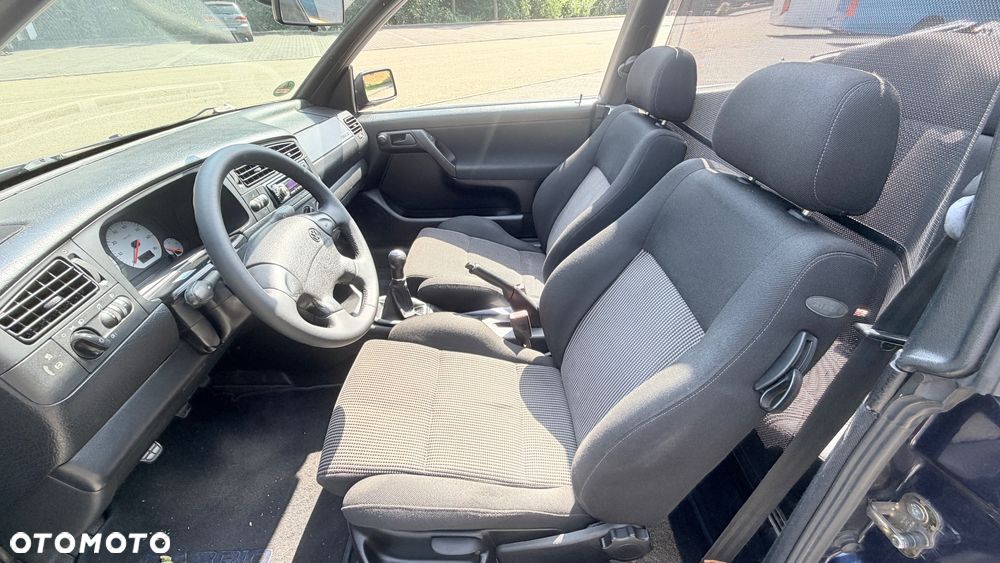 Volkswagen Golf Cabrio 1.8 - 9