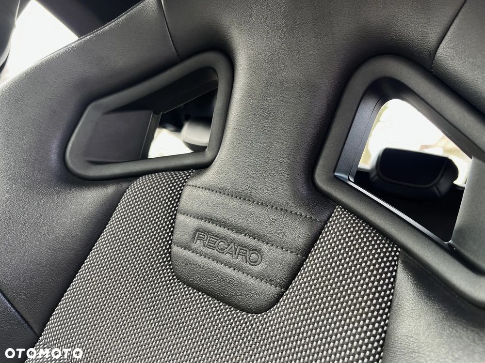 Opel Corsa 1.6 Turbo OPC - 22